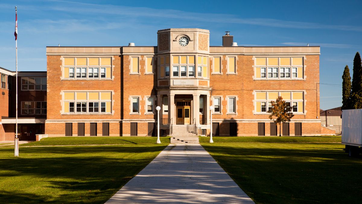 Data cabling and fibre optic services for schools and colleges in Sussex.